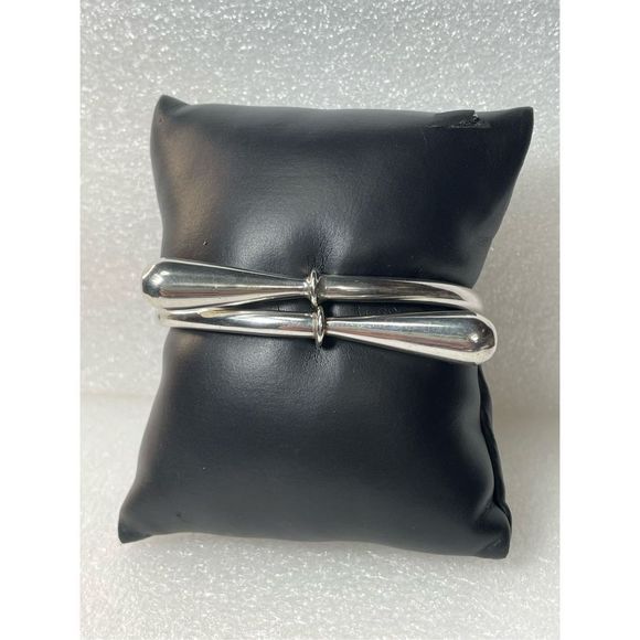 SOLD! Vintage Mexico 925 Sterling Silver Bypass Design Bangle Bracelet 6.75” - Picture 1 of 10